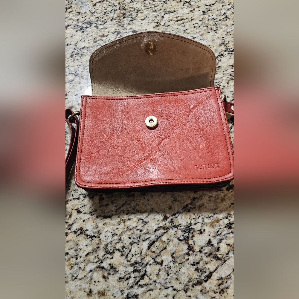 Soruka Unique recycled leather crossbody bag in a Orange and yellow- - Picture 10 of 16